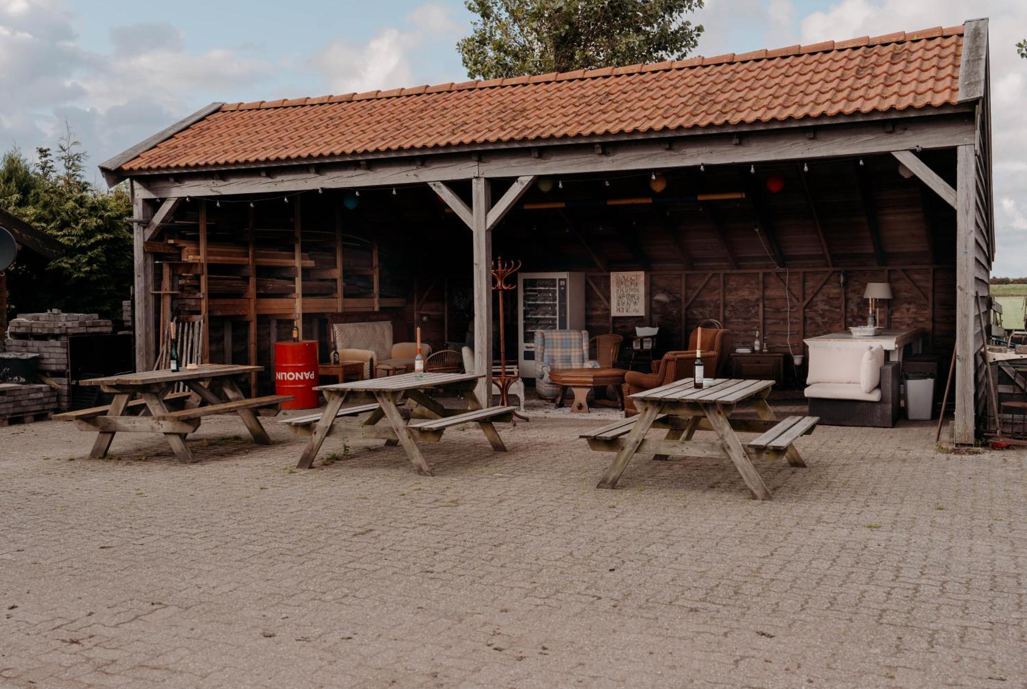 Finse Woning Op Camping De Tulpenweide Breezand Extérieur photo